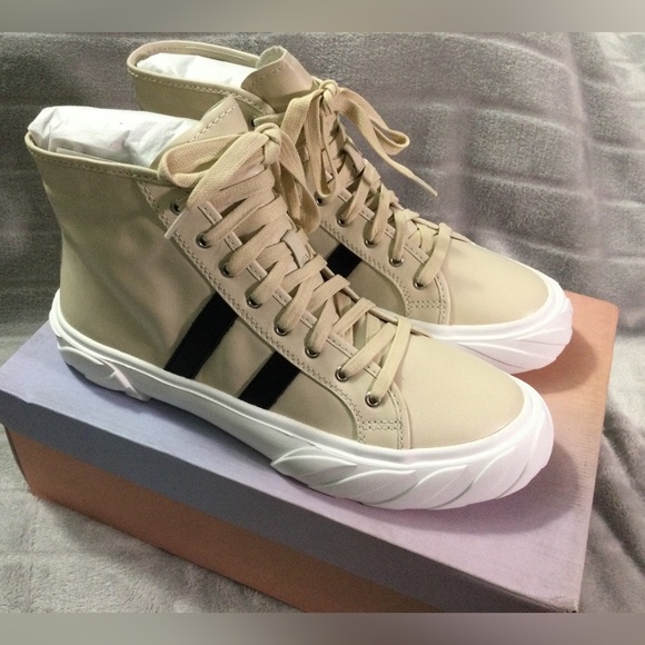 Lisa Vicky Getaway V Cream/Blk High Top Sneakers Size 9.5M - Picture 4 of 10